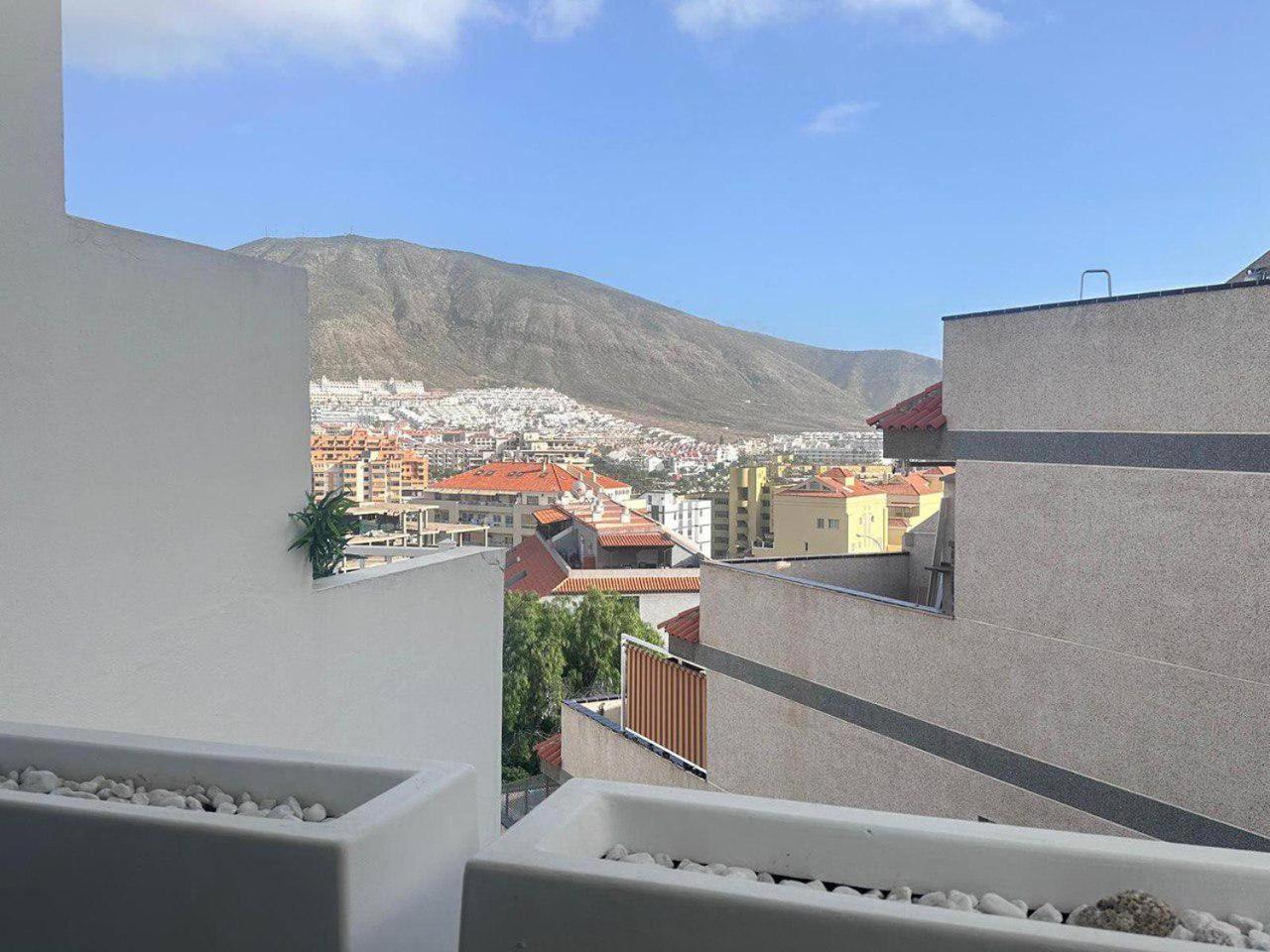 Apartment Near The Ocean Arona  Zewnętrze zdjęcie